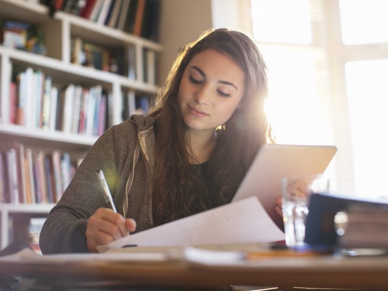 Como estudar em Casa? 7 Dicas MATADORAS dos estudos!