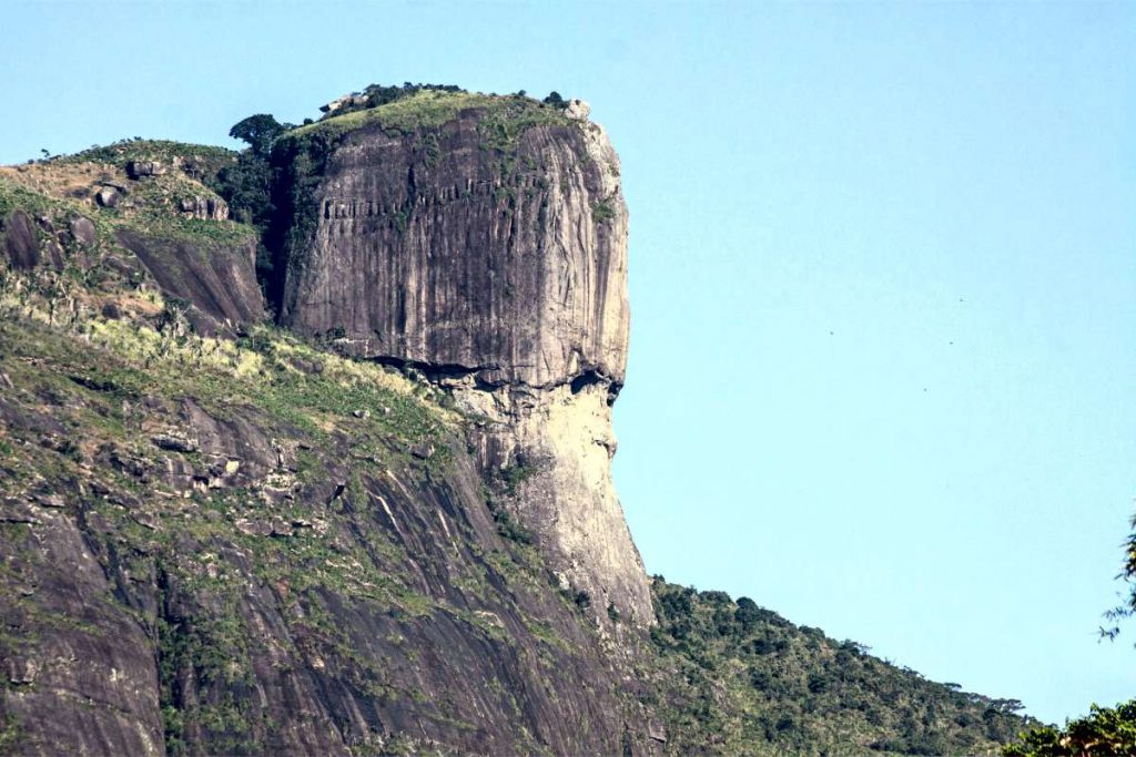 Pedra da gávea no rio de janeiro brasil