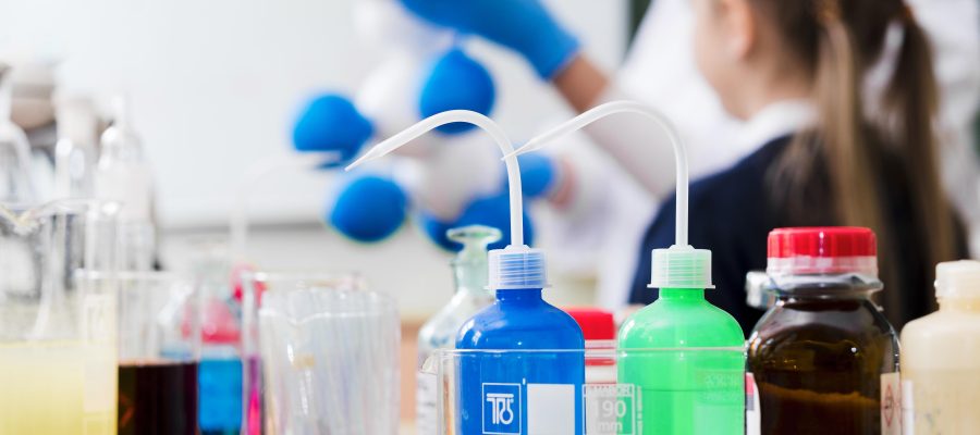 Insumos Químicos Essenciais para a Indústria